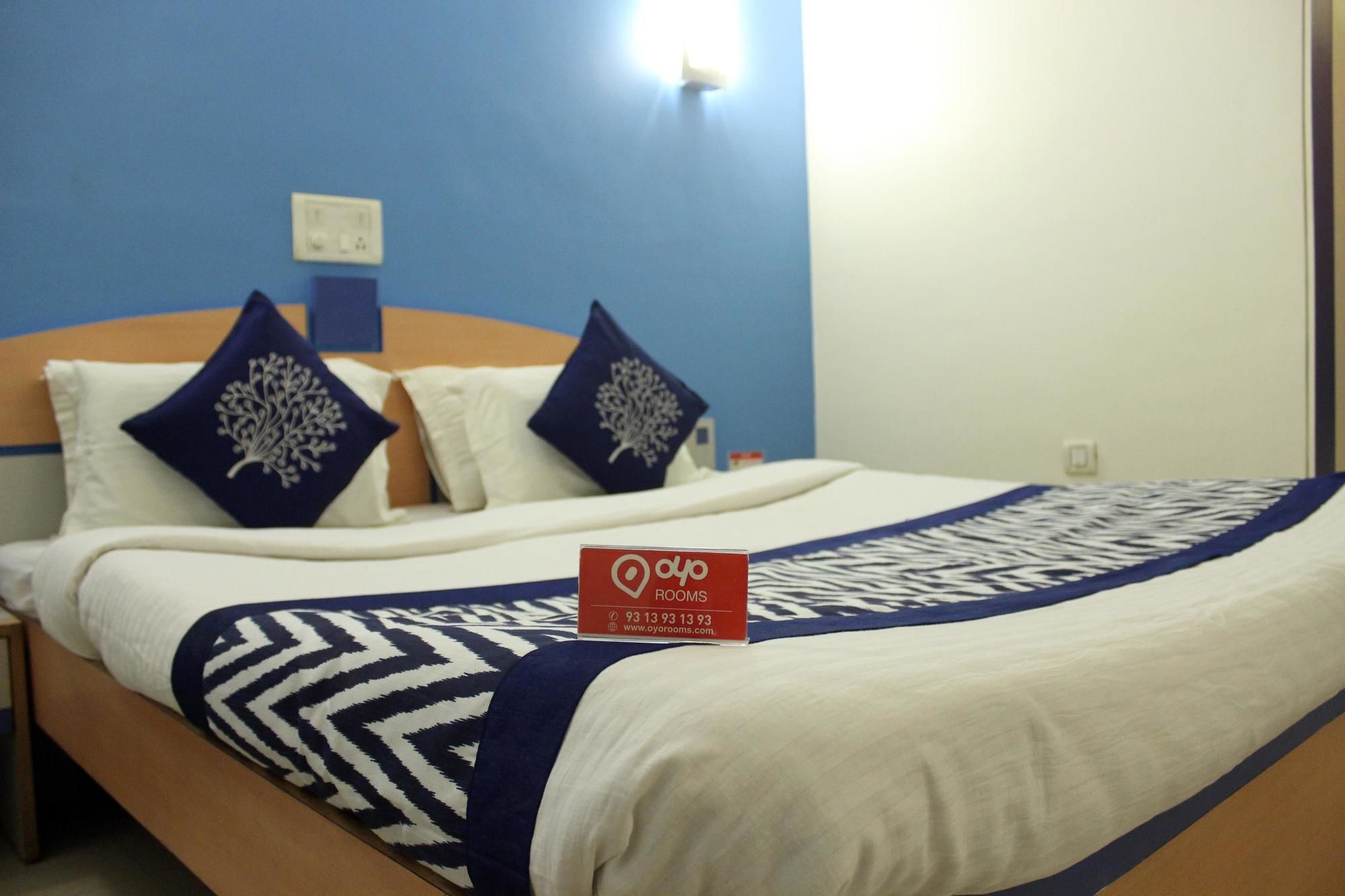 Oyo Rooms ฮูบลิ ภายนอก รูปภาพ