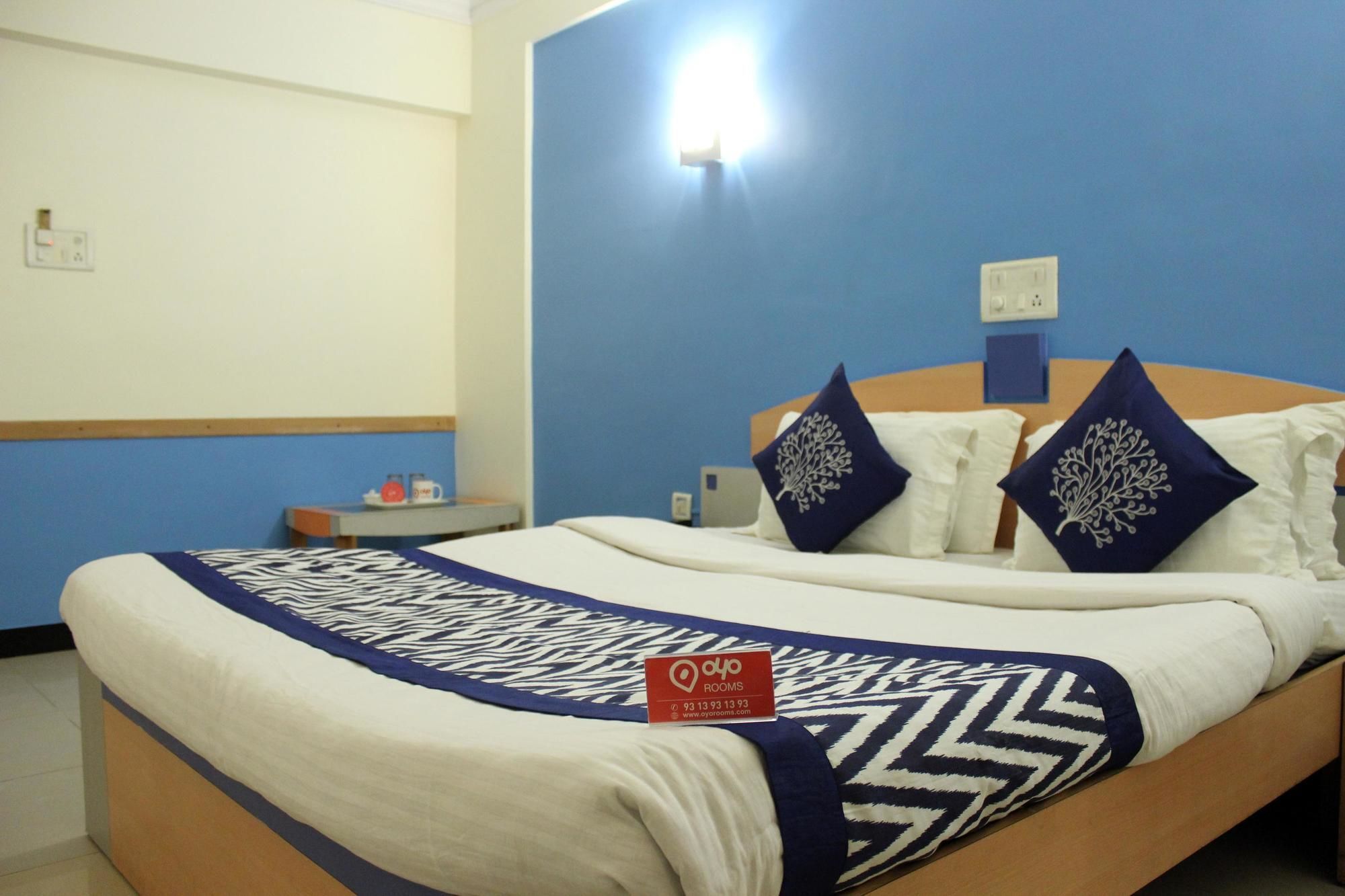 Oyo Rooms ฮูบลิ ภายนอก รูปภาพ