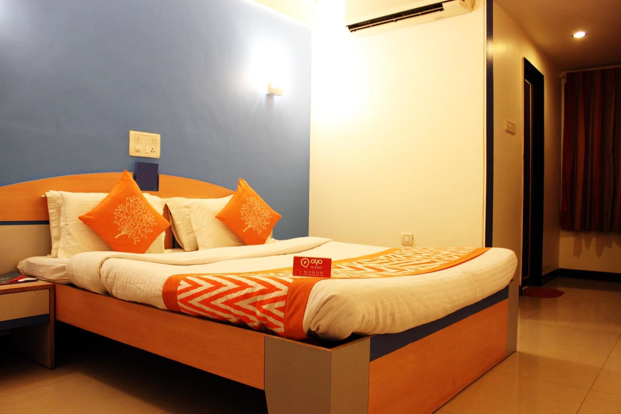 Oyo Rooms ฮูบลิ ภายนอก รูปภาพ